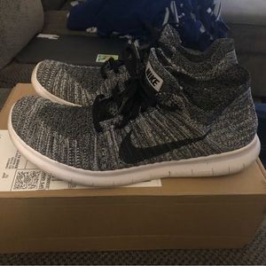 Nike free flyknit